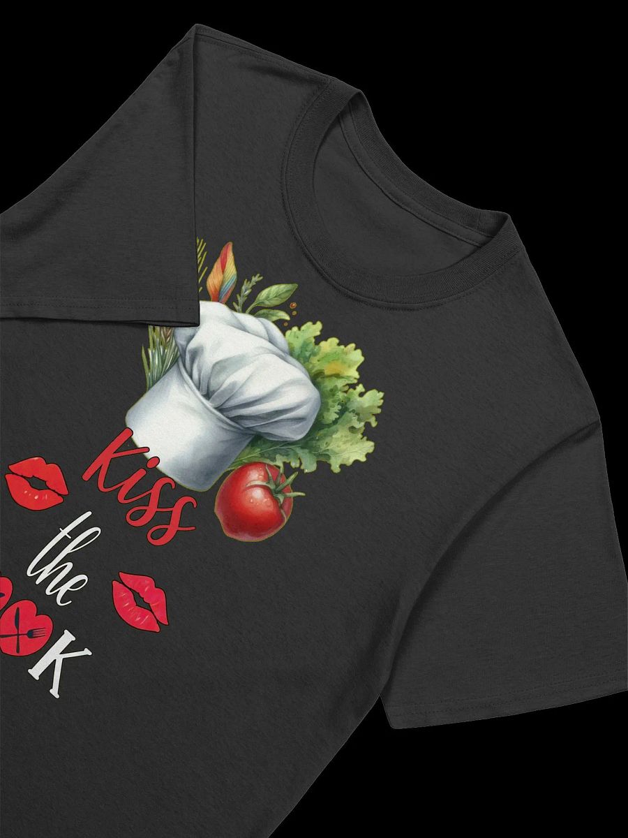 Food Lover-Kiss the Cook-Cute Kitchen Design T-Shirt product image (15)