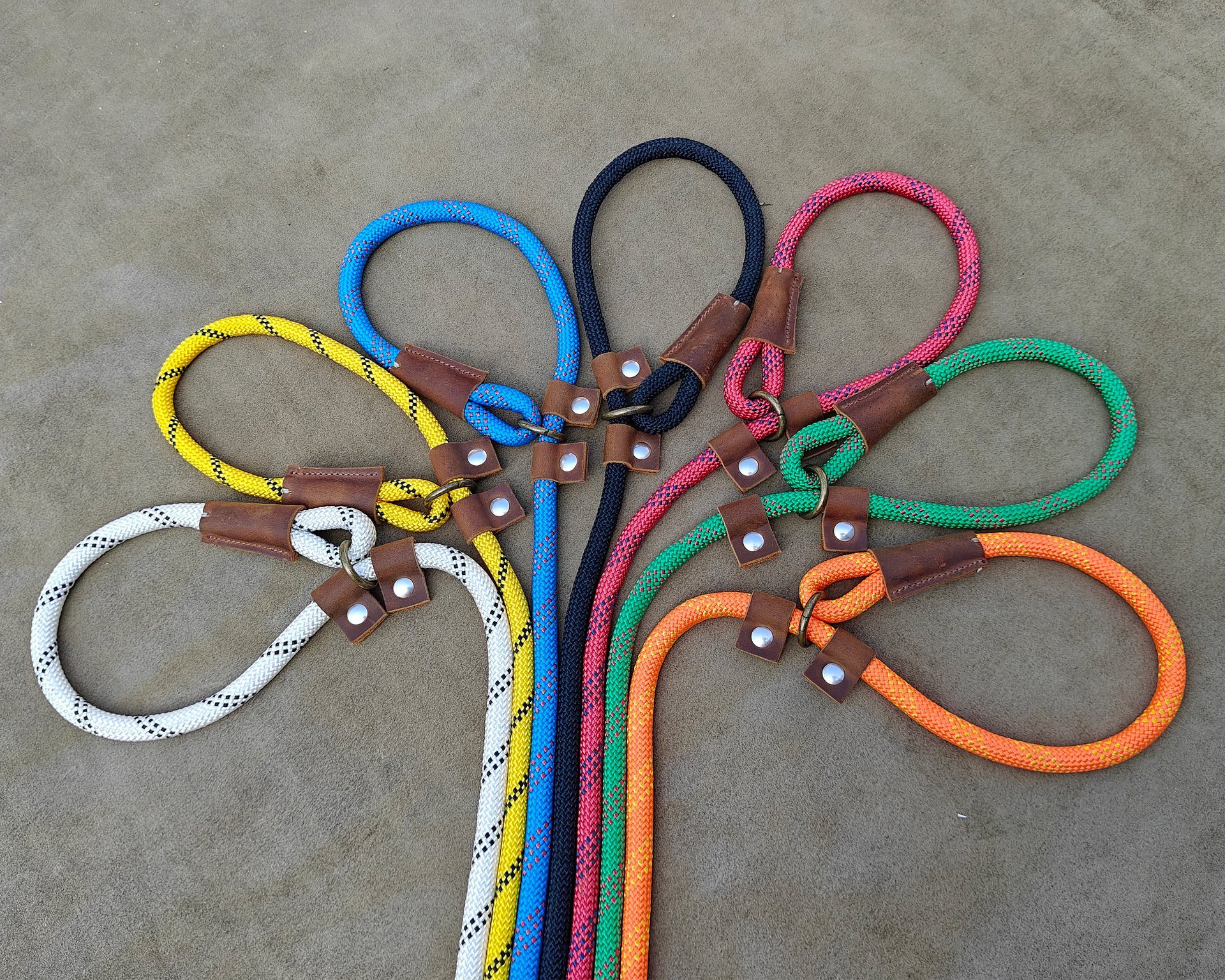 MEEBOY Handmade Strong Heavy Duty Rope No Pull Training Lead Leashes with Durable Leather Handles,Reflective Dog Training Lead for Large Medium and Small Dogs product image (9)