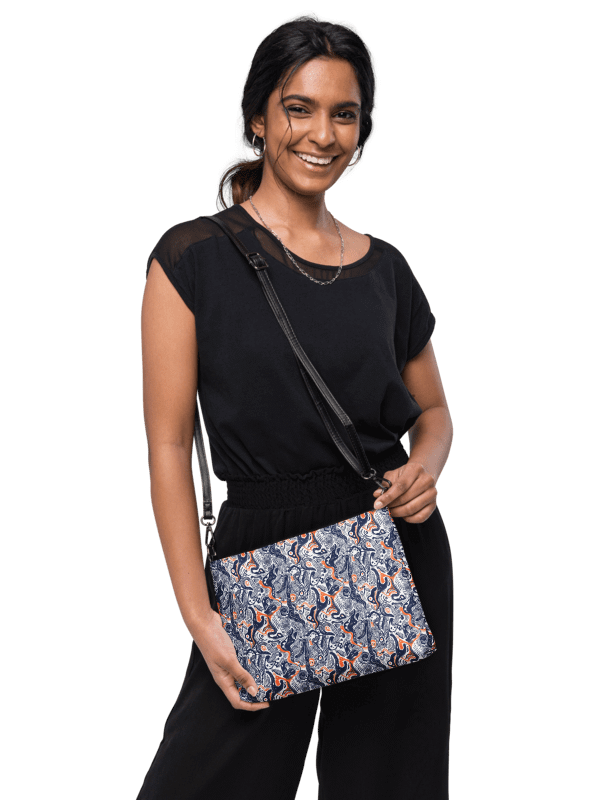 Liquid Energy | Crossbody Bag product image (1)
