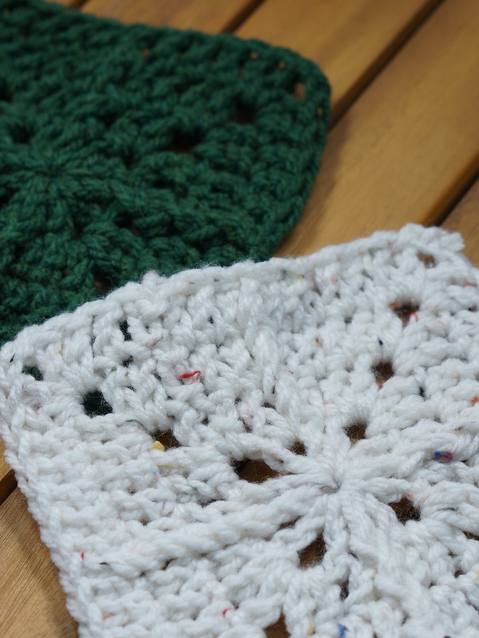 Simple granny square design pdf pattern product image (4)