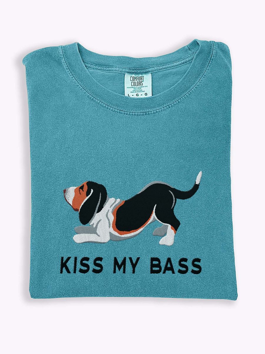 Kiss My Bass T-Shirt(Embroidered) of a Basset Hound(Tricolor 2) product image (1)