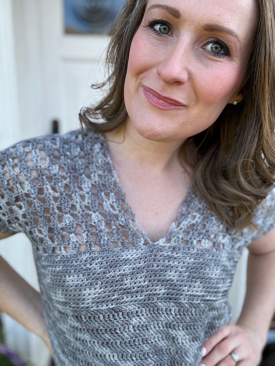 Top Down V Neck Crochet Top / Hawthorne Tee Pattern / Pdf crochet pattern / Seamless Summer Crochet Top xs to 5xl product image (8)
