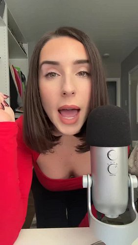 OOTD ASMR #asmr #whispering #relaxingvideos #outfitdujour #outfitoftoday