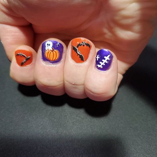 Halloween Nail Painting & Stickers last night on Twitch stream 💅 
#Nails #Hands #Art #Stickers #Halloween #S10