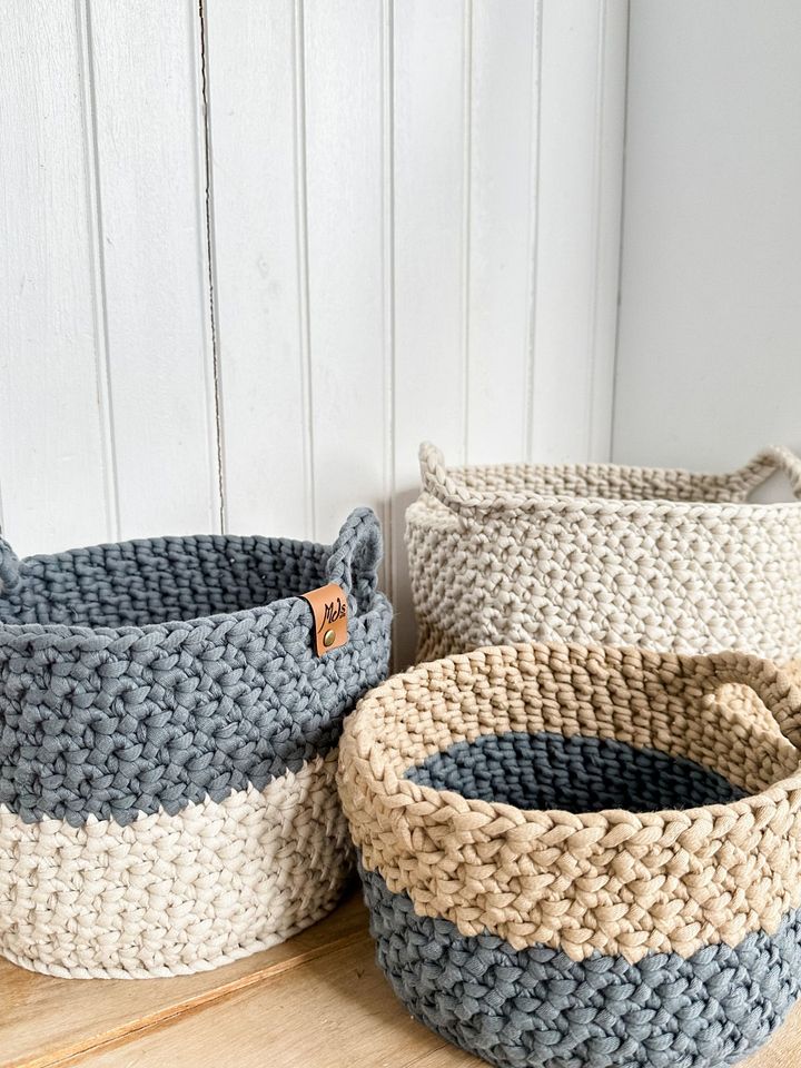 Two-Tone Nesting Baskets Crochet Pattern product image (1)