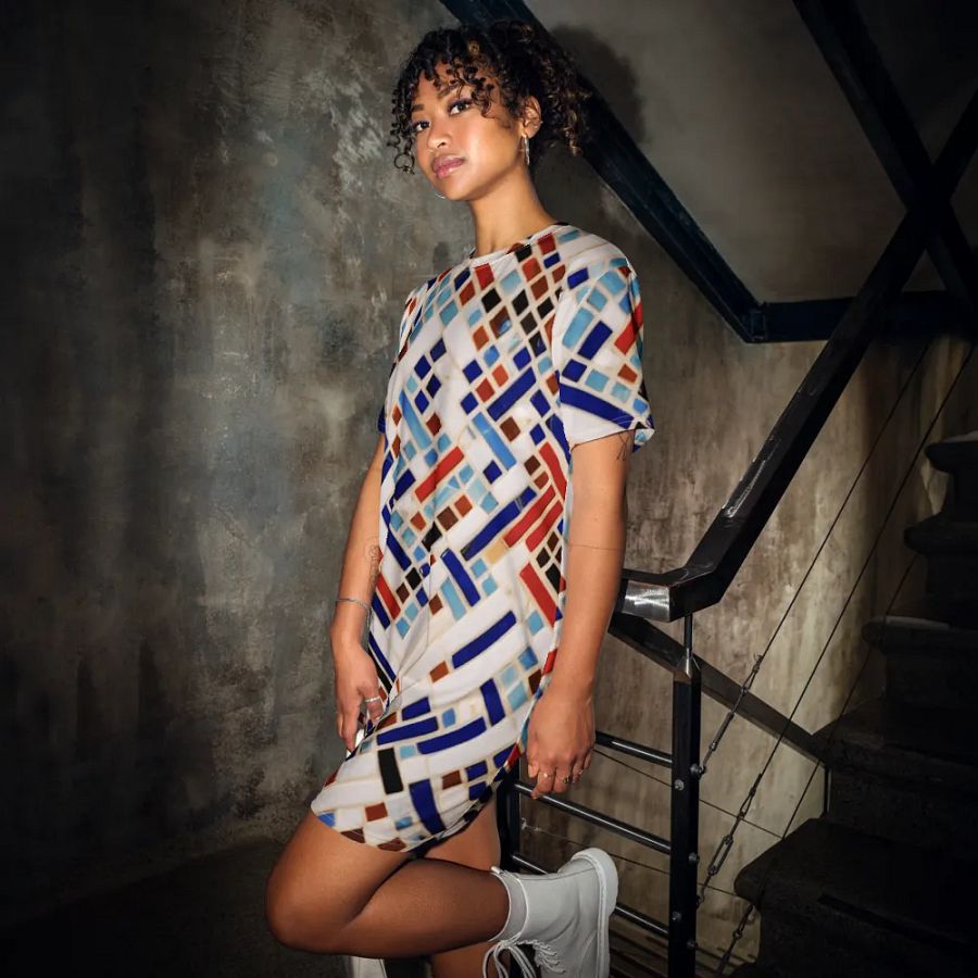 Linear Luxe T Shirt Dress product image (12)