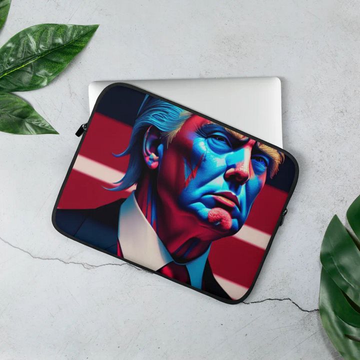 Blue and Red Laptop Sleeve product image (3)