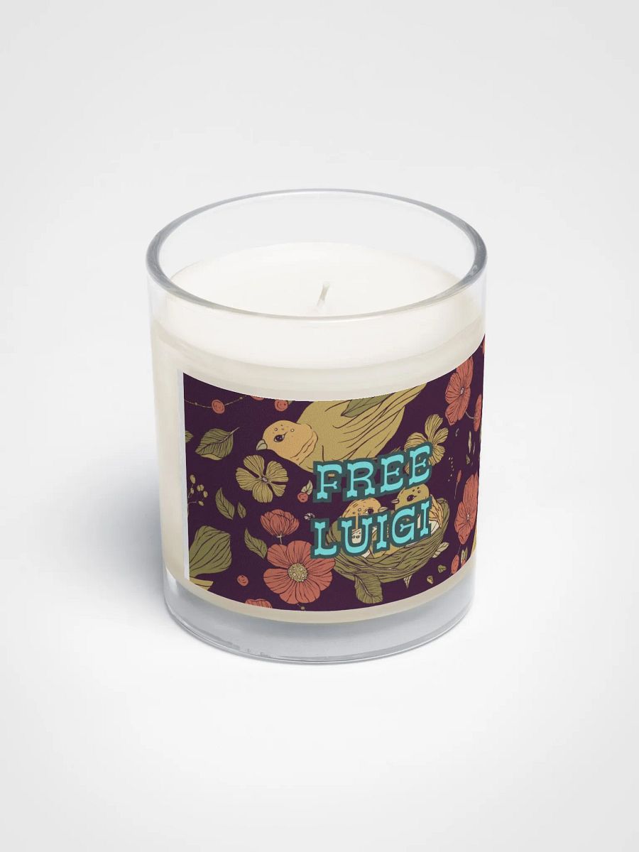 Free Luigi Maximalist Decorative Candle product image (2)