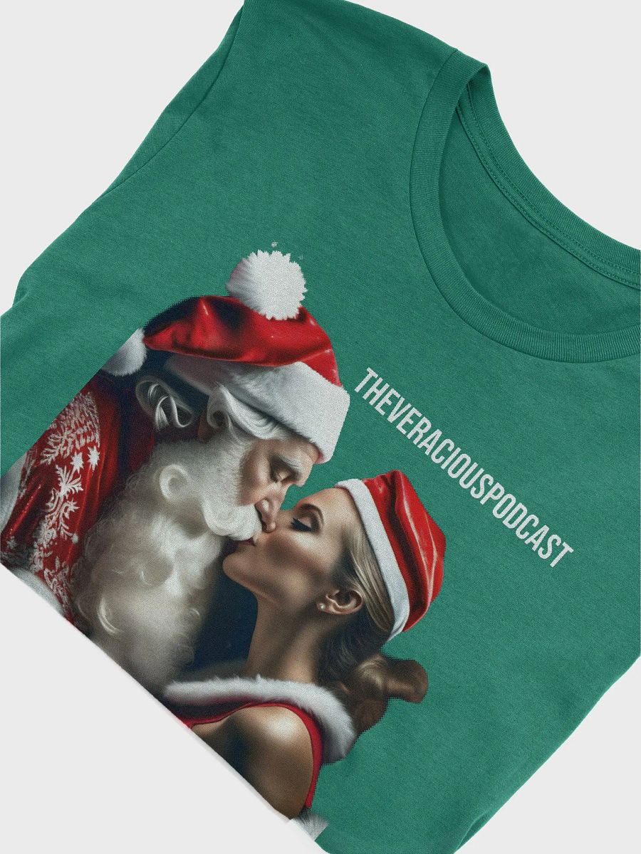 Christmas: Kissing Claus Supersoft T-Shirt product image (27)