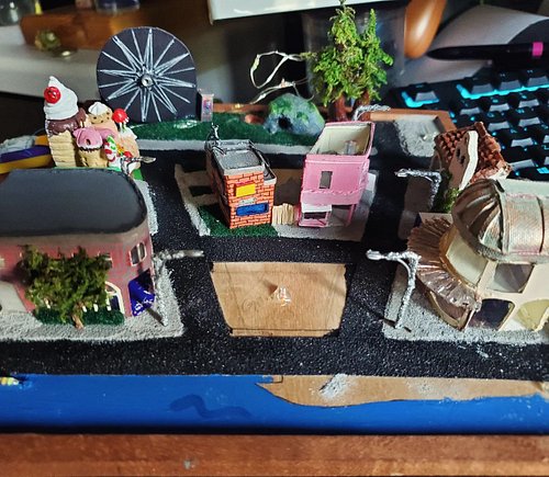 Did a bit of a happy cry taking the video for the stories.  What this miniature town and the people it  represents is a lot. ...