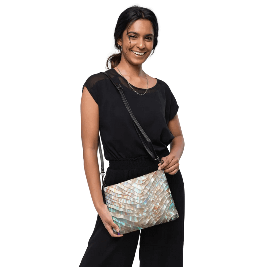 Muse XI Crossbody Bag product image (2)