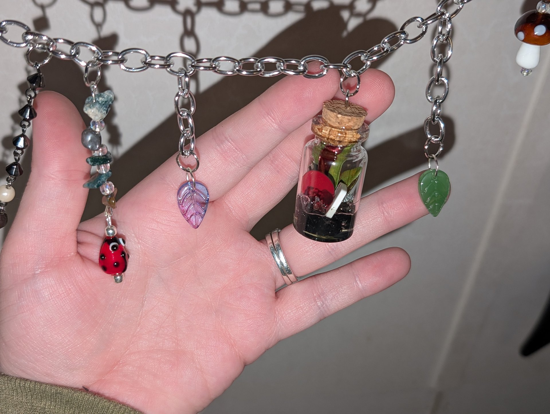 Alice in Wonderland Themed Trinket Chain! product image (3)