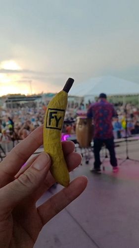 Rolled this banana to smoke with @fortunateyouth310 during @floridagrovesfest this weekend! Thanks to those that came by the ...