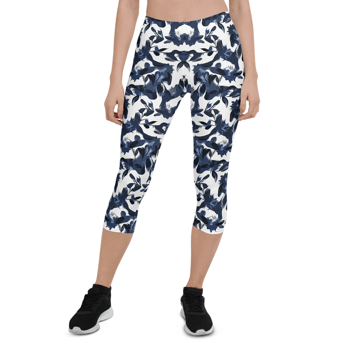 Wild Waves | Capri Leggings product image (1)