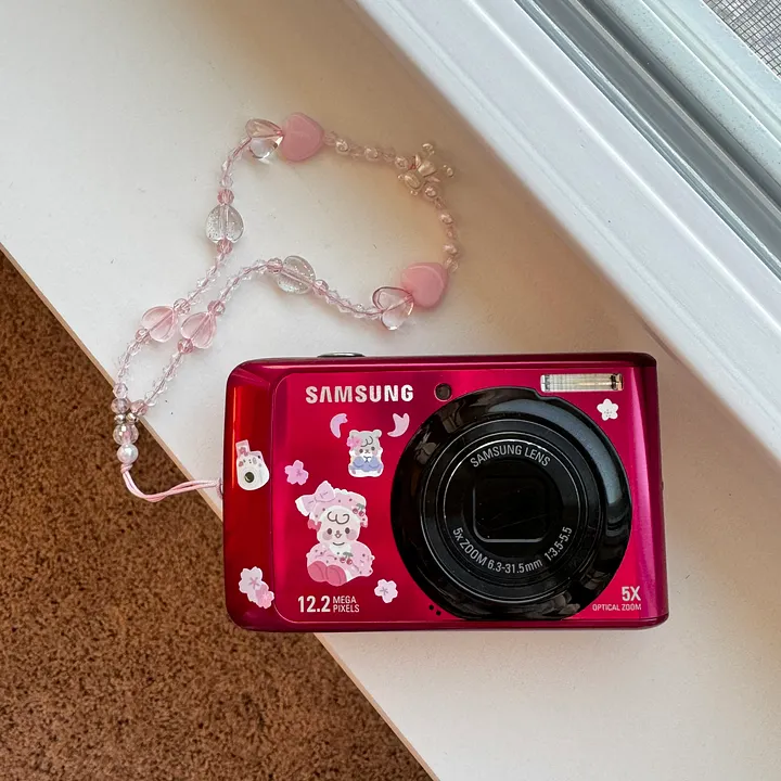 Samsung PL55 - Cherry Red preloved product image (1)
