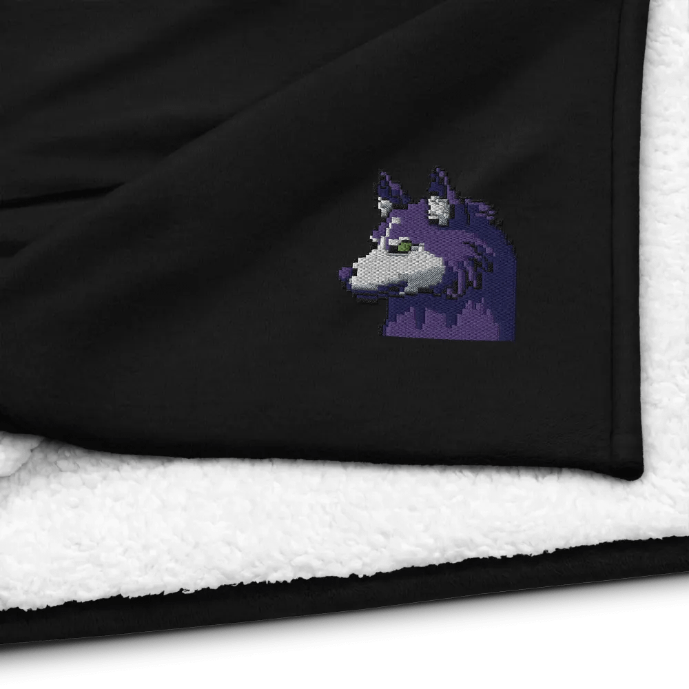 Pixel wolf Fluff blankie product image (6)