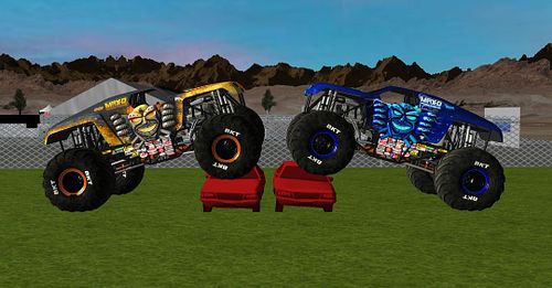 The Pit Party continues as we debut our custom schemes!

We saw Zach's Team Mayhem Max-D yesterday, but today, it's time to s...