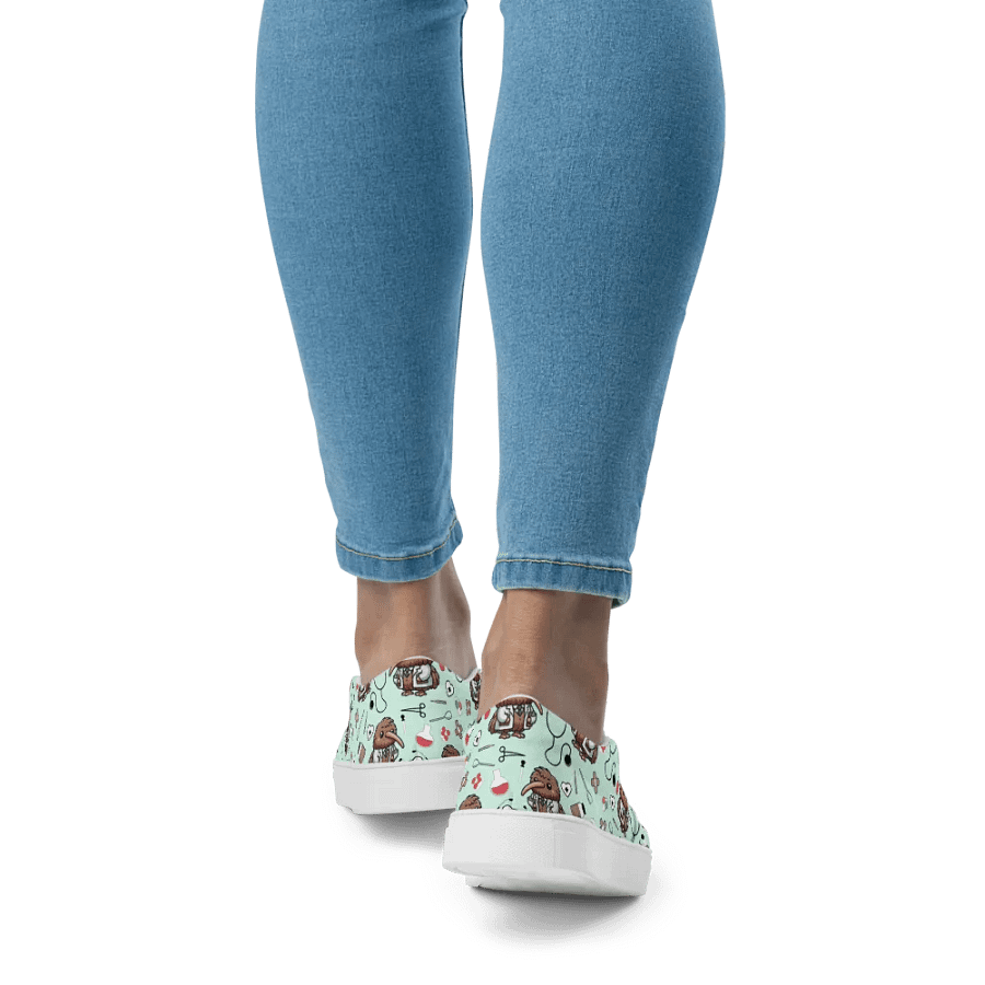Cute Medical Kiwi Slip-On Canvas Shoes (Green) product image (3)