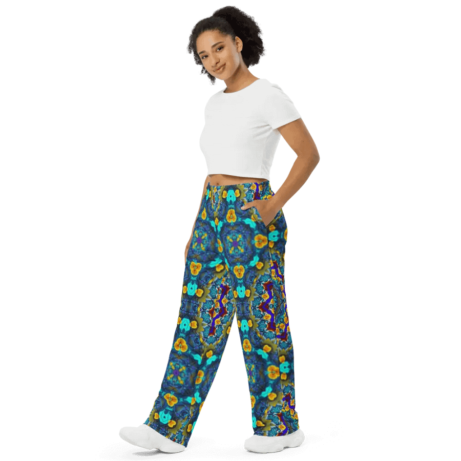 Blur Kaleidoscope Wideleg Pants product image (4)