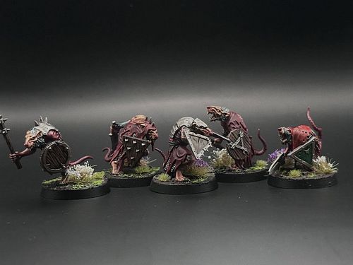 The Skaven army grows. #miniaturepainting #warhammer #ageofsigmarminiature