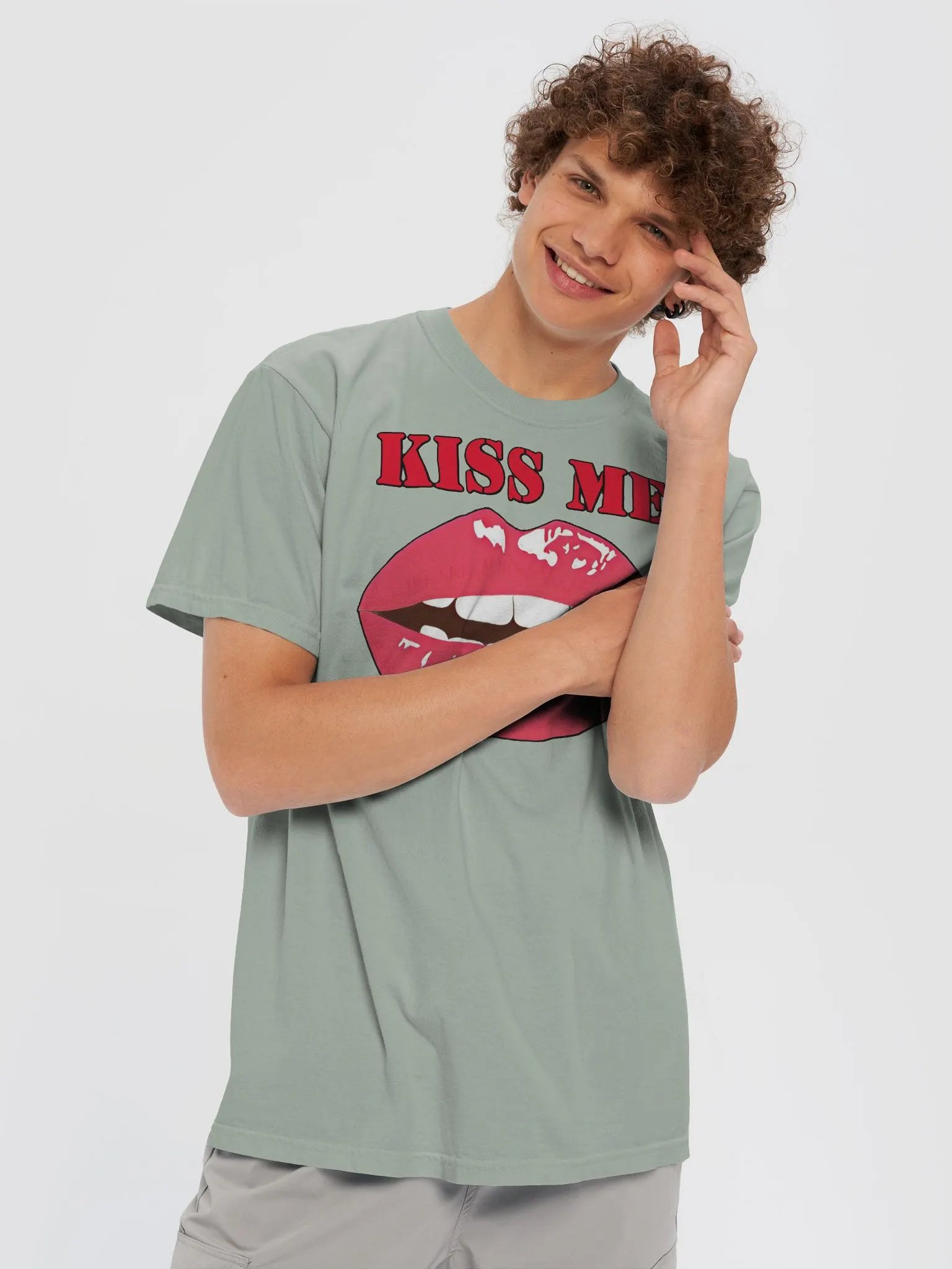KISS ME product image (60)