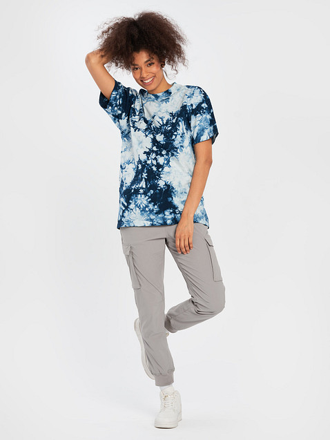 Photo showing Shaka Wear Oversized Tie-Dye T-Shirt