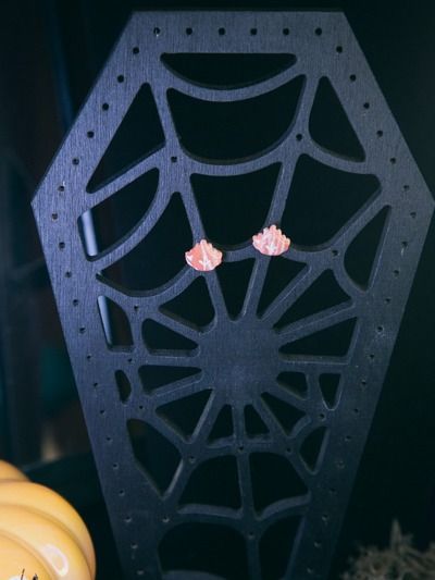 Baby Maple Studs product image (1)