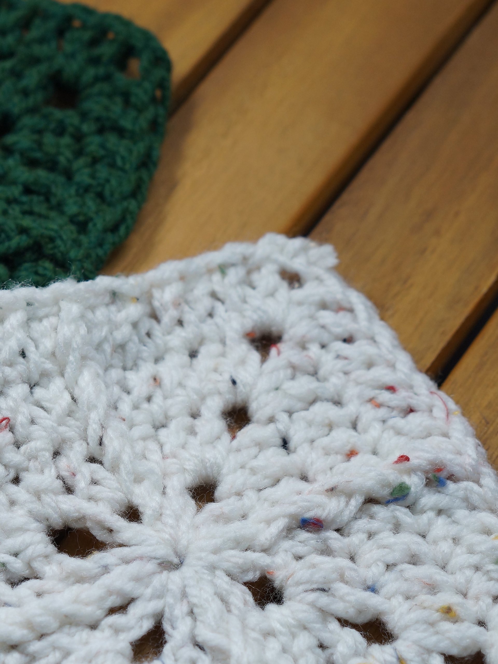 Simple granny square design pdf pattern product image (3)