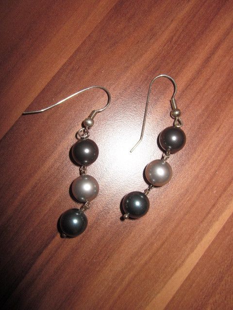 Ohrringe mit 3 perlen Schwarz Silber Schwarz product image (1)