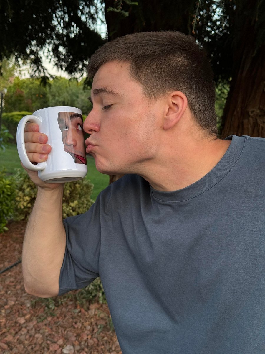 DA FACE MUG product image (5)