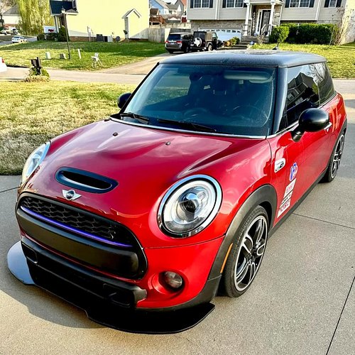 Front bumper repair and splitter install we did Friday for a fellow @mini enthusiast right before traveling 4.5 hours to @imp...
