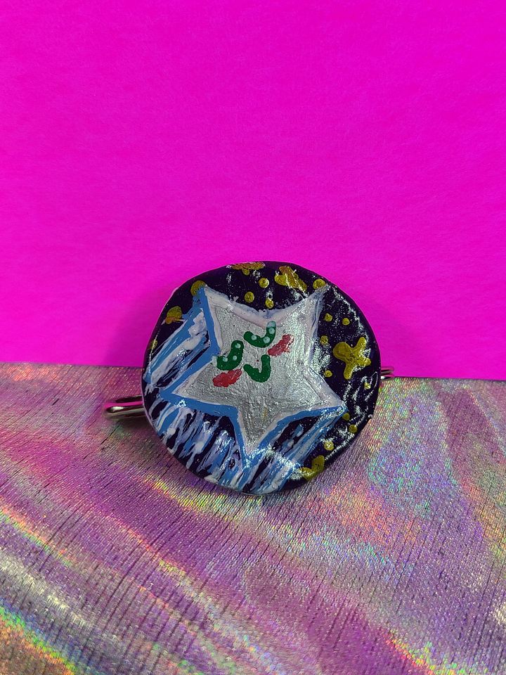 Shooting Star Bottle Cap Pin product image (1)