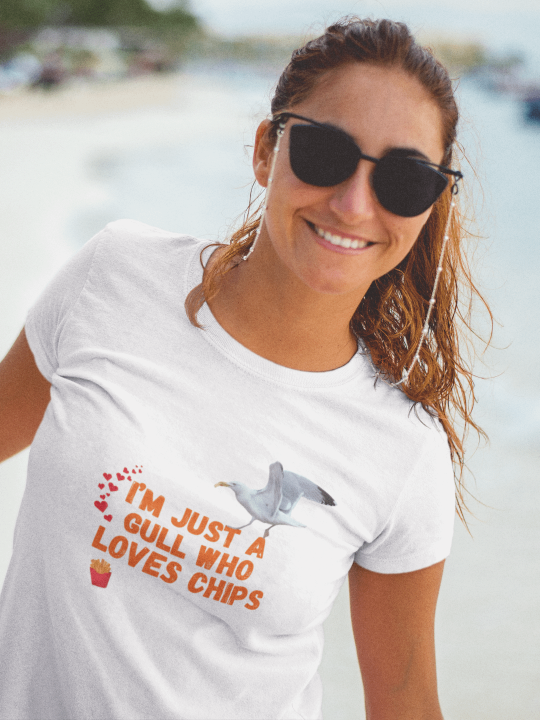 I'm Just a Gull Who Loves Chips T-shirt product image (1)