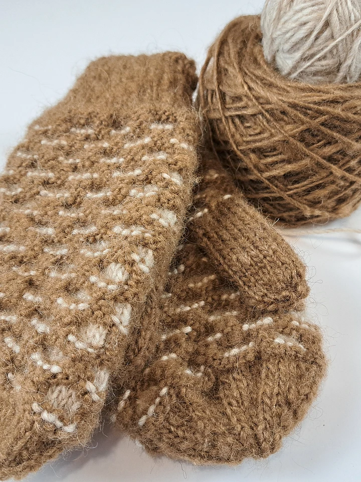 Hand Made Wool Newfie Mittens - Medium - Honeycomb Pattern product image (1)