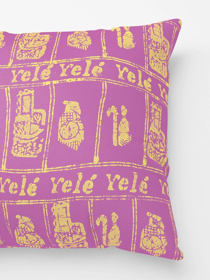 Yelé Luxe Throw Pillow - Royalty Print product image (3)