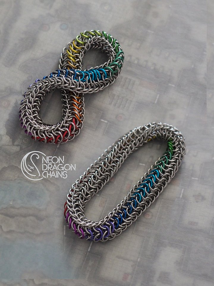 Rainbow Chrome Mobius Fidget Toy product image (1)