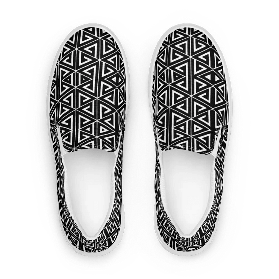 Black and white triangular elegance Men's Slip-On Canvas Shoes product image (1)