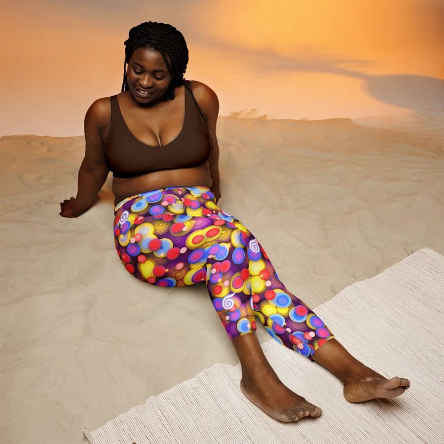 Peacock Valley (yoga capri leggings) product image (6)