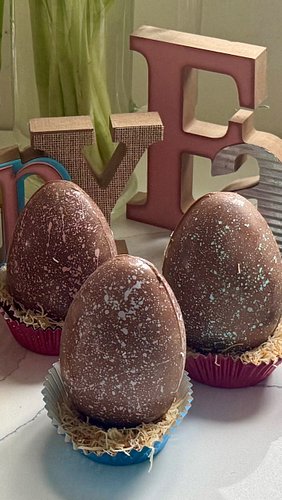 A tisket, a tasket. Pistachio Kataifi filled Easter Eggs in your basket! 🪺 

Learn how to perfectly temper chocolate using a ...