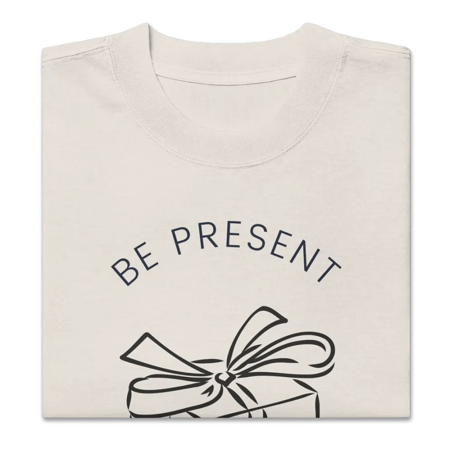 Present Moments Faded T-Shirt product image (16)