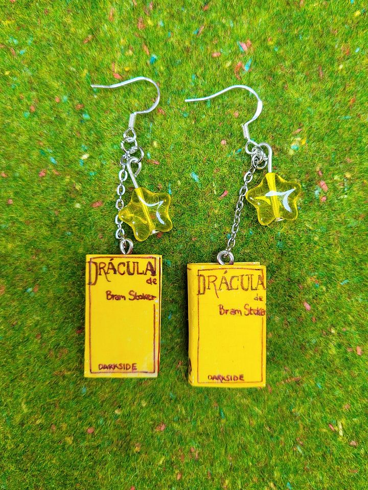 Dracula - Classic Book Earrings product image (1)