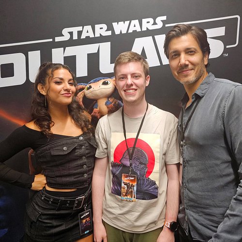 I got to play #StarWarsOutlaws early, speak with the cast, hang our with creator friends and visit Disneyland thanks to @ubis...