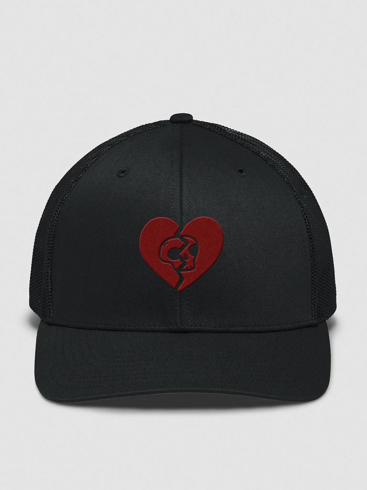 Broken heart skull hat product image (1)