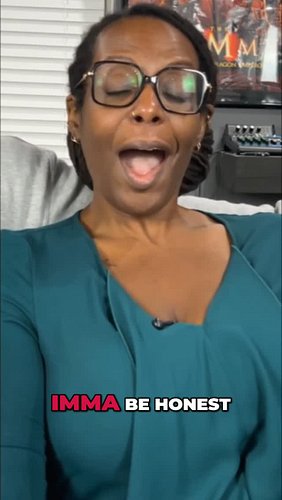 In London, I looked like a local... until I spoke. Kept my accent hidden. Scared of being 'too American' at 21. #LondonLife #...