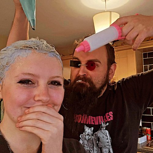 Dye day with @e.v.r.y.n.6.4