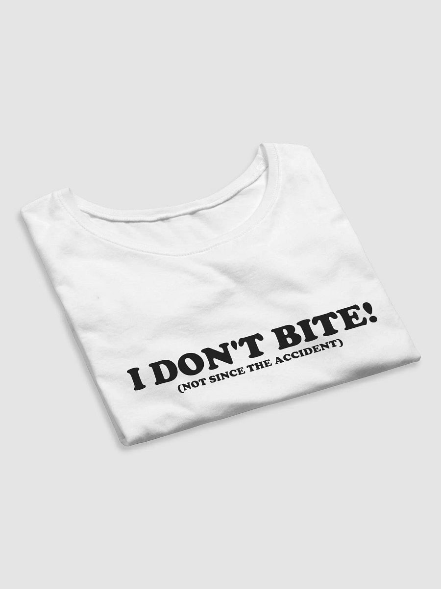 I Don't Bite! Baby Tee product image (7)