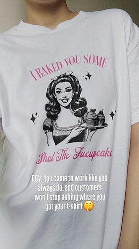 Look at this! Isn’t it great?!🌸🧁

#tshirtforgirls #funnytshirt #memetshirt #retrovintagestyle #retrotshirt #90svintage #90sae...