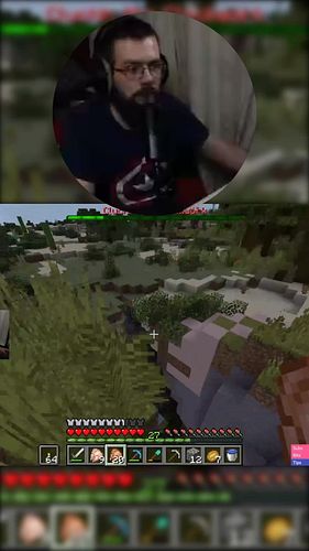 Close call in Minecraft #minecraft #minecraftserver #closecall