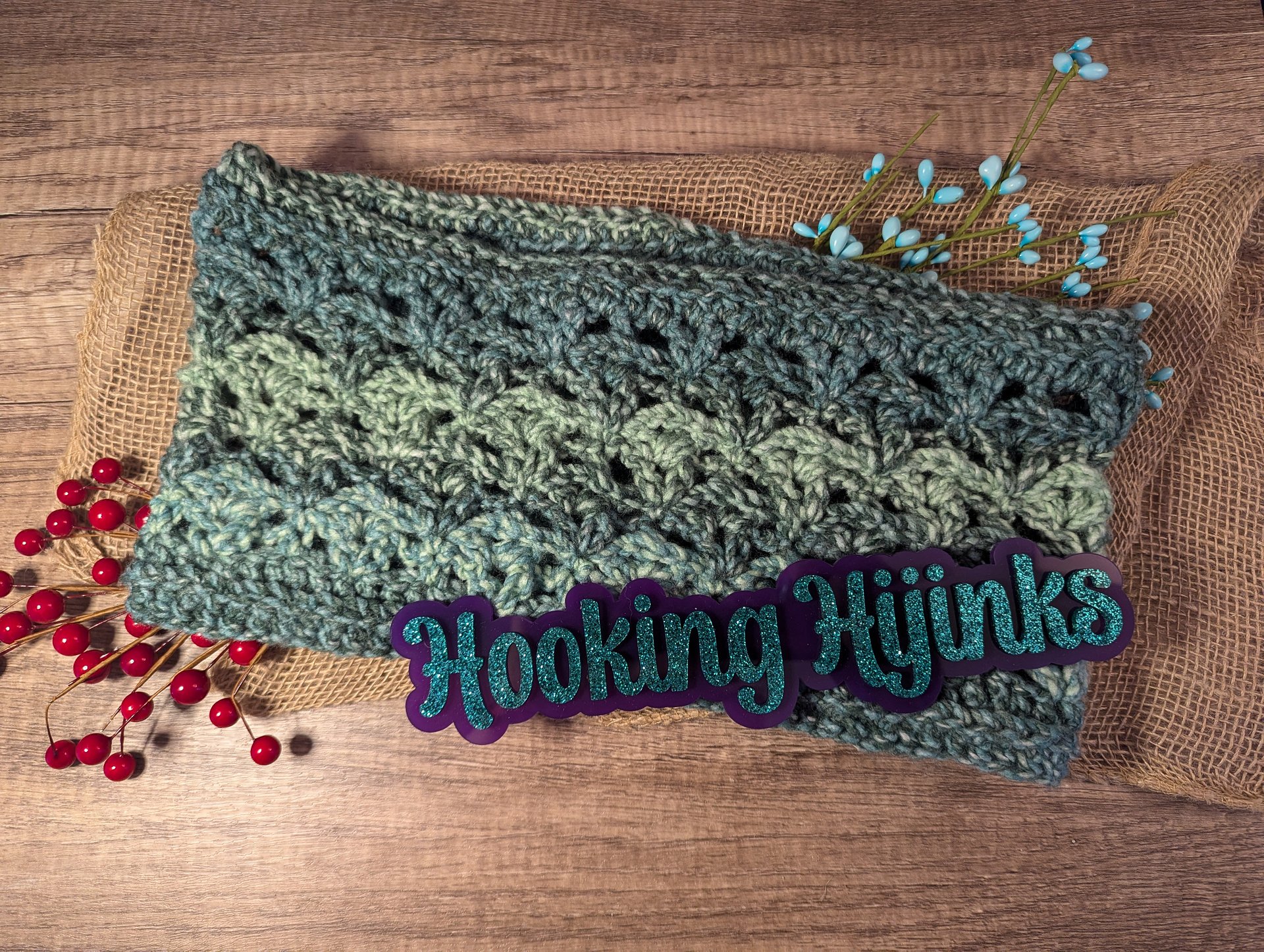 Illuminations Cowl - Green Striped product image (1)