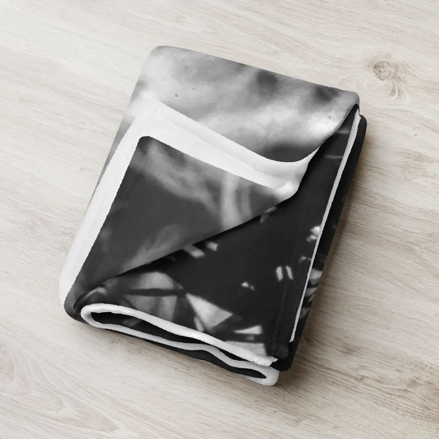 Double Eclipse Blanket product image (18)